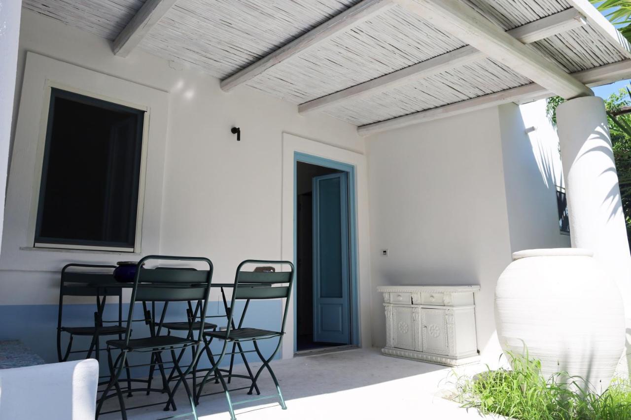 Art B&B Panarea Exteriér fotografie