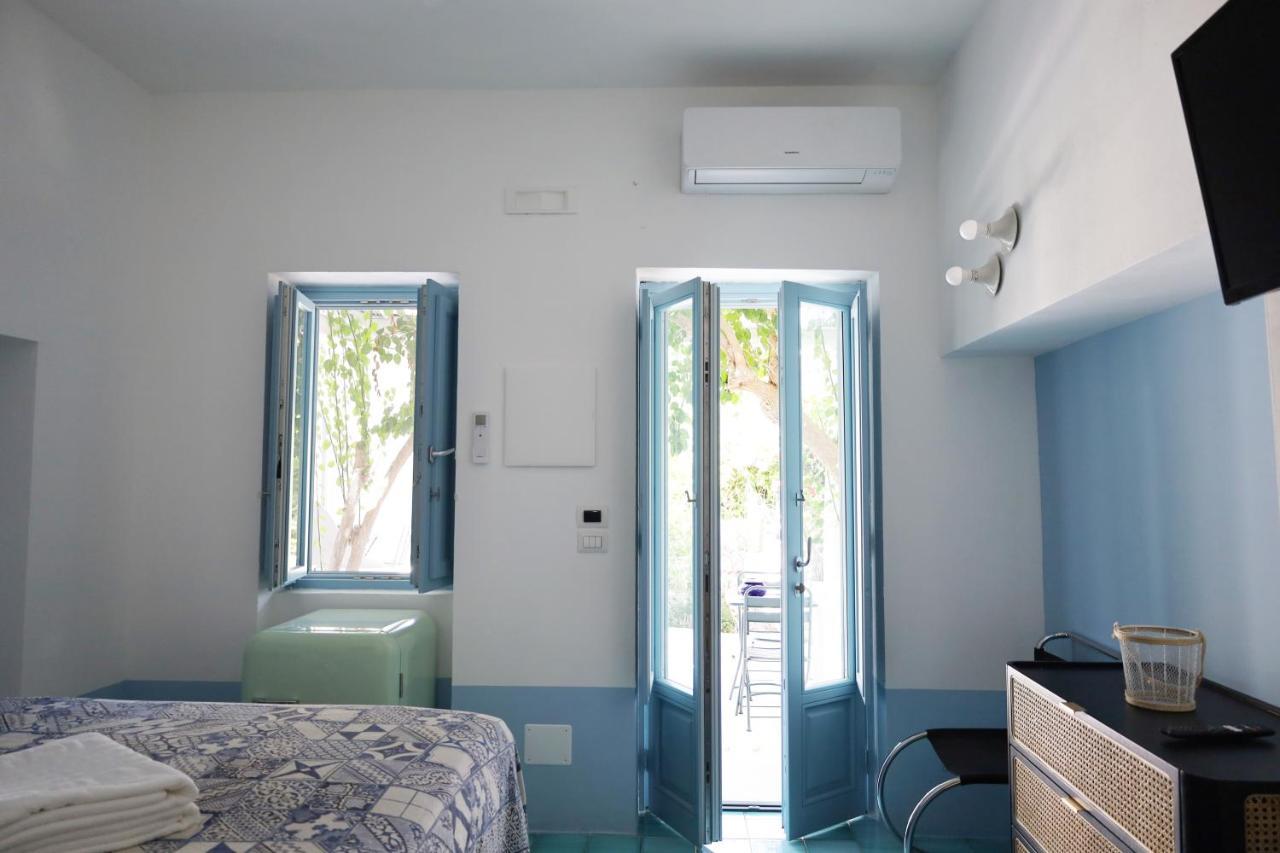 Art B&B Panarea Exteriér fotografie