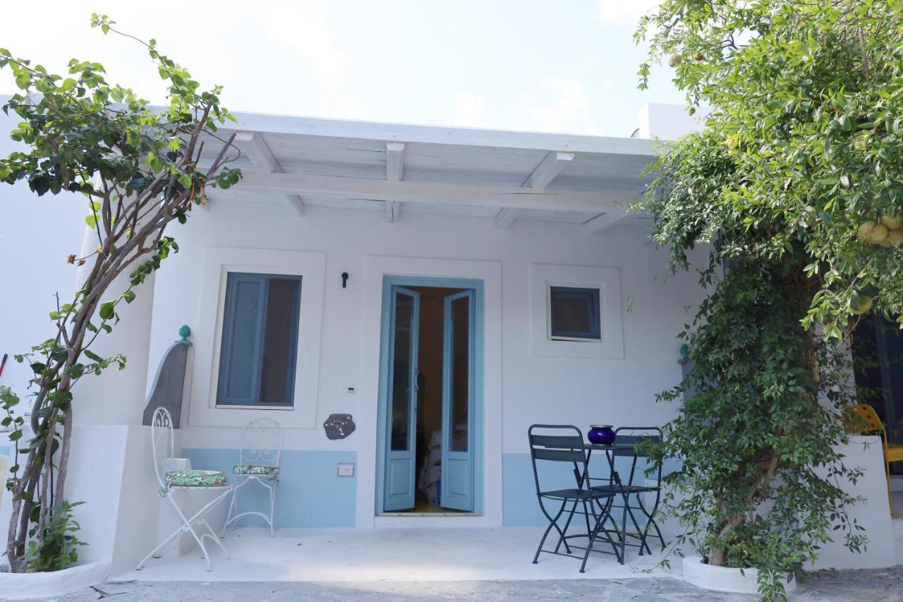 Art B&B Panarea Exteriér fotografie