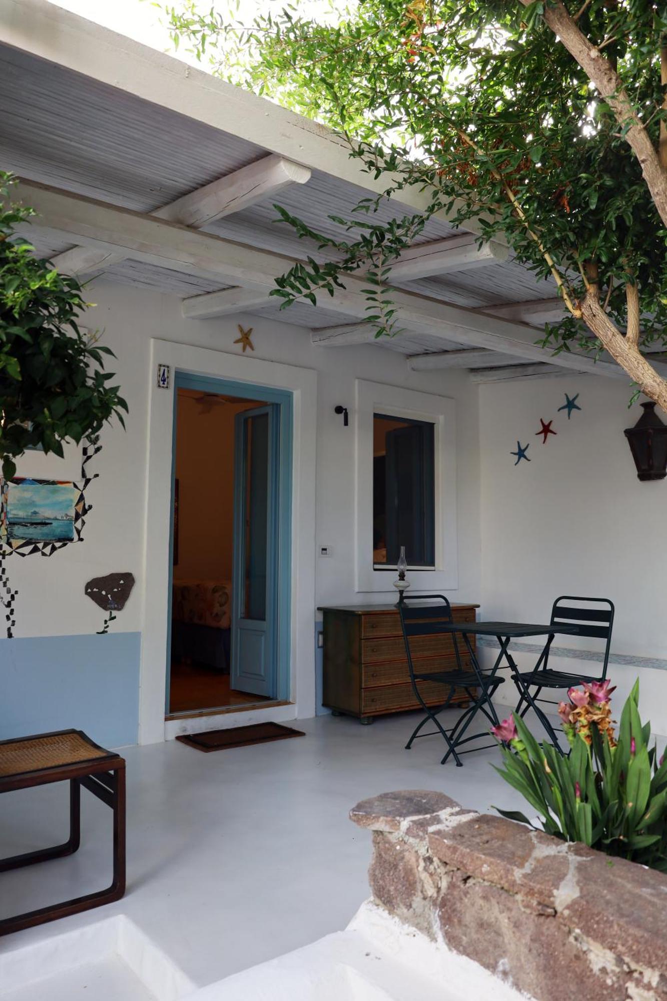 Art B&B Panarea Exteriér fotografie