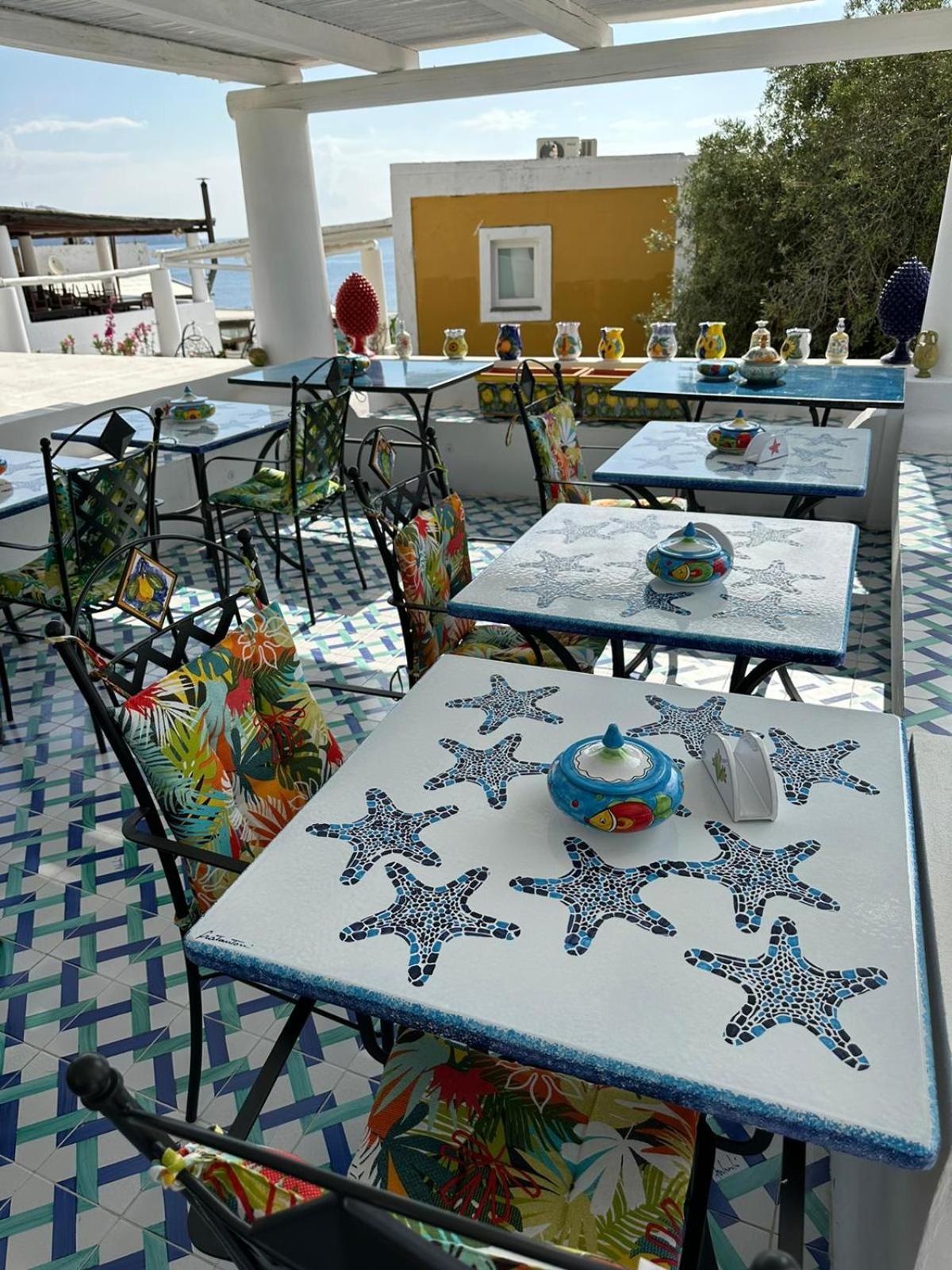 Art B&B Panarea Exteriér fotografie